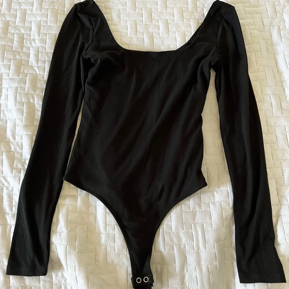 Popular 21 • size small • color black • bodysuit - Picture 1 of 2